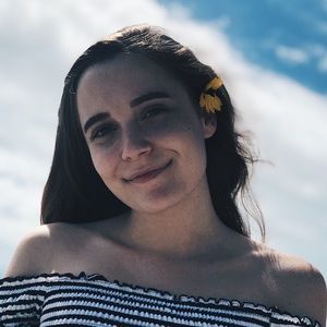 Meet your Posher, Kaitlyn